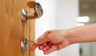 Metro Master Locksmith Roseland, NJ 732-204-7492 Metro Master Locksmith Roseland, NJ 732-204-7492 - 13-Re-Key-Locks